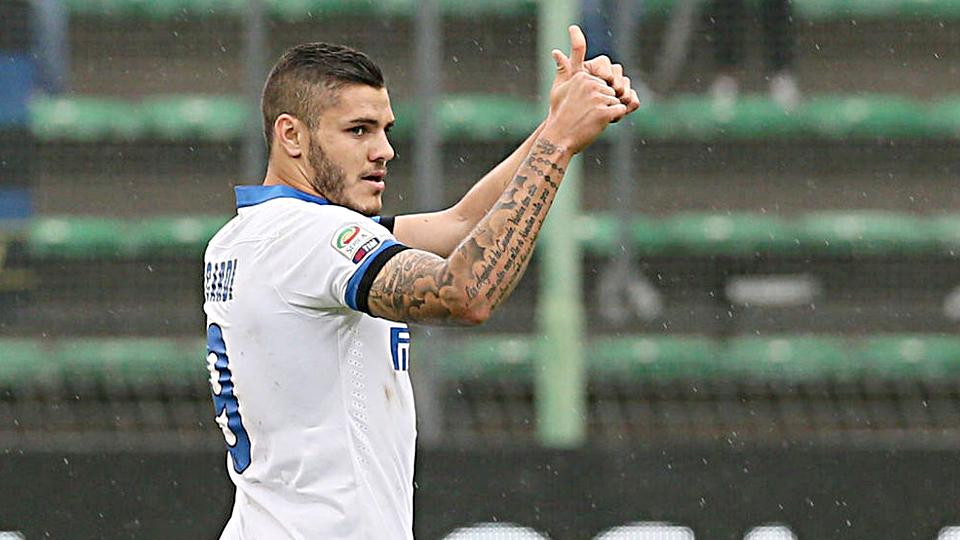 Mauro Icardi minta dukungan para Internisti saat laga melawan Napoli, Senin (20/10/14) dini hari WIB.